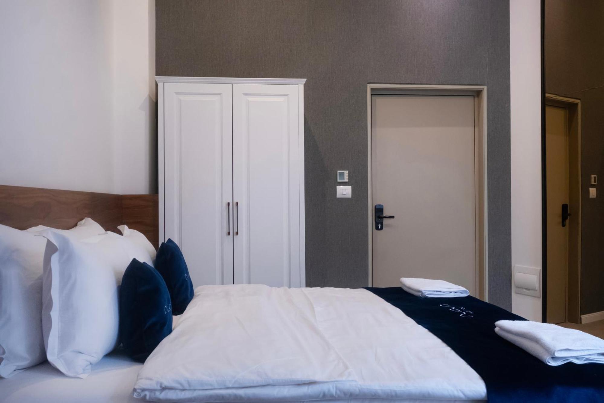 Nam Hotel 普里兹伦 外观 照片